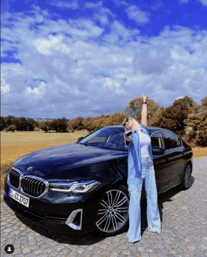 Cristina Vasiu și-a achiziționat o nouă mașină. Cum arată bolidul de lux al artistei: „Sunt o norocoasă” / FOTO