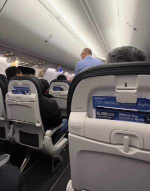Momente de panică! Ușa unui avion cu 171 de pasageri la bord s-a desprins de pe fuselaj, în timpul zborului / FOTO