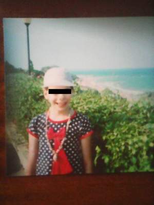 FOTO / E ţinută din scurt, dar uite cum pozează pe Facebook fata celei mai bătrâne mame din România! Imagini neașteptate cu Eliza