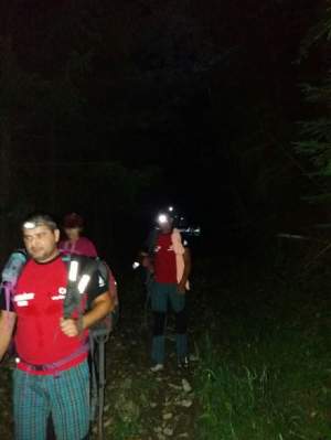 OPERAŢIUNE de SALVARE după ce trei turiste au fost prinse de furtună în Bucegi! Care e starea lor acum
