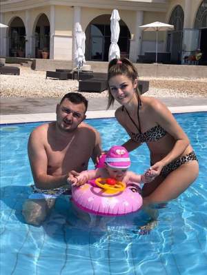 FOTO / Soţia lui Vasilică Ceteraşu a renunţat la costumul popular, în vacanţă! Cum arată Amalia în costum de baie
