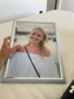 Ea e Georgiana, tânăra de 28 de ani care a murit în accidentul aviatic din Giurgiu. Mesajul sfâșietor al iubitului ei: ”M-a lăsat singur și nu s-a mai întors” / FOTO