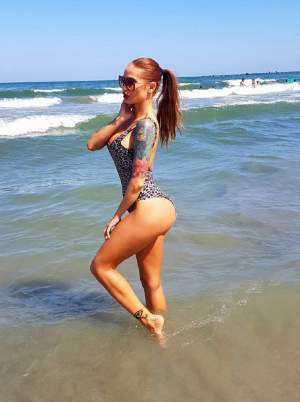 FOTO / Maria Ilioiu, ispita de la "Insula Iubirii", în bikini minusculi şi cu tatuajele la vedere! Cum s-a pozat în pragul postului