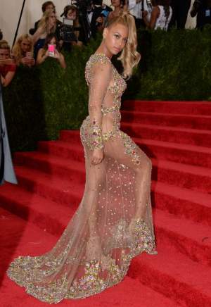 FOTO / Toate privirile au fost pe ea! Beyonce, fără lenjerie intimă!