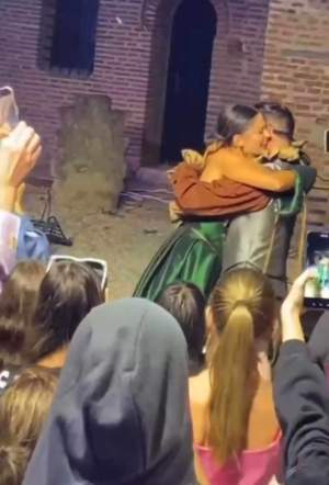 Vlad Gherman a cerut-o în căsătorie pe Oana Moșneagu! Totul s-a întâmplat în fața spectatorilor / VIDEO