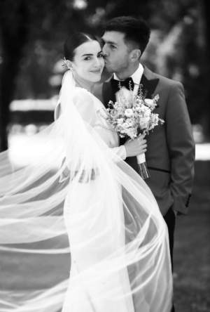 Cum a început povestea de dragoste dintre Mircea Bravo și soția lui. Vloggerul și Georgiana s-au căsătorit în vara anului trecut / FOTO