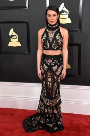 FOTO / TOP 10 cel mai bine îmbrăcate vedete pe covorul roşu de la Premiile Grammy