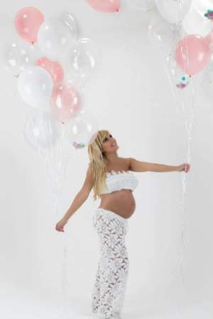 FOTO / Iubitul Elenei Udrea, nerăbdător să devină tătic! Adrian Alexandrov a publicat imagini emoționante cu iubita lui însărcinată