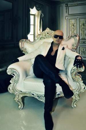 Cântăreţul Morris e ''Pitbull'' de România
