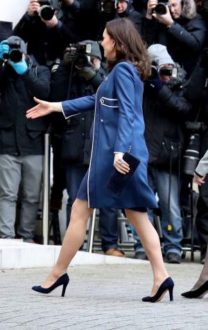 FOTO / Kate Middleton radiază, în cea de-a şaptea lună de sarcină!  Cum s-a afişat viitoarea mămică
