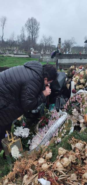 Cum arată mormântul lui Gabi Stângău la o lună de când a murit. Mama lui a fost la locul de veci al violonistului: „Te voi iubi etern” / FOTO