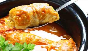 Câtă carne trebuie să cumperi pentru 50, 100 sau 150 de sarmale. Calcule exacte