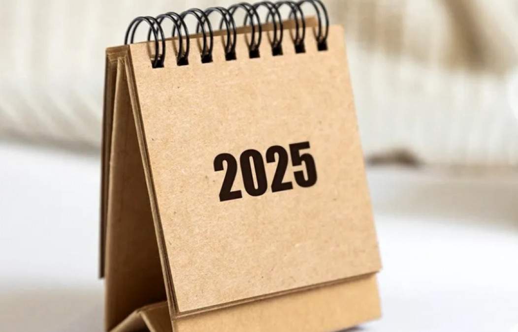 Zile libere legale rămase în 2025. Cum se compensează munca prestată în aceste zile