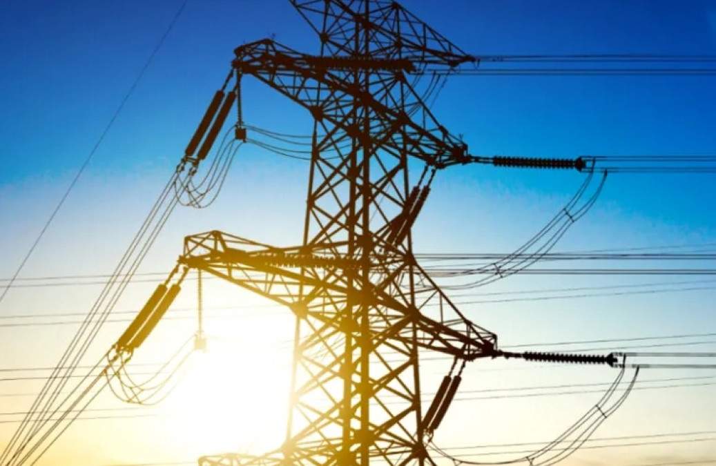 Compania care oferă curent electric mai ieftin şi dec&acirc;t Hidroelectrica &icirc;n februarie 2026. Are cele mai mici preţuri