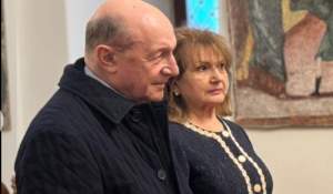 Imagini rare cu Maria şi Traian Băsescu! Fostul preşedinte, apariţie îngrijorătoare. Cum arată acum fostul cuplu prezidenţial