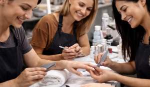 Meseria bănoasă pentru care nu ai nevoie de studii. Cursul costă până în 900 de lei, dar poți câștiga chiar și 10.000 de lei pe lună