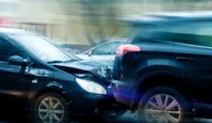 Luna și orele la care au loc cele mai multe accidente rutiere. Cum poți evita cele mai frecvente pericole din trafic