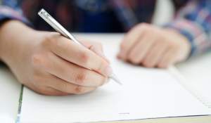 Cum se rezolvau subiectele la Bac 2026 la Limba şi literatura română. Pentru ce iei punctaj mareBaremul de corectare și cerințele care aduc cele mai multe puncte