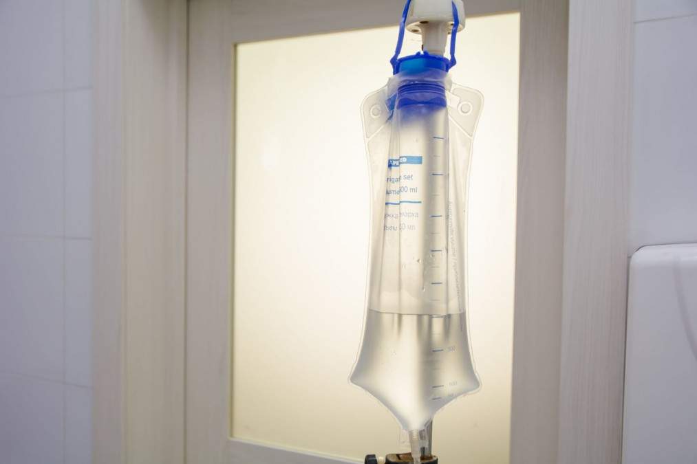 C&acirc;t a plătit un rom&acirc;n pentru o perfuzie &icirc;n Bulgaria. Suma uriașă a st&acirc;rnit mii de reacții: &bdquo;Am rămas fără cuvinte&rdquo;
