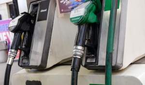 De ce au dispărut motorina și benzina premium din benzinării. Explicațiile Ministerului Energiei