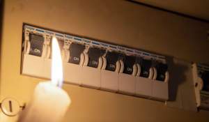 România, în pericol de blackout? Ce s-ar putea întâmpla dacă se închid reactoarele de la Cernavodă