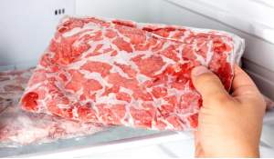 Cât curent consumă un congelator plin cu alimente pentru iarnă. Diferența dintre un aparat nou și unul vechi de 15 ani