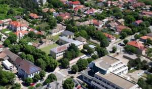 Oraşul din România care ar putea renaşte după o investiţie importantă. Localitatea, cândva o mândrie, a ajuns o ruină