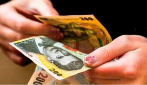Ai lucrat după pensionare încă cinci ani. Cu cât îți poate crește pensia după recalculare