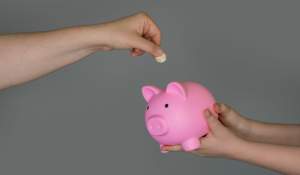 Cât ar putea crește alocațiile copiilor în 2027. Tabel cu noile sume și calcule pentru fiecare categorie de vârstă