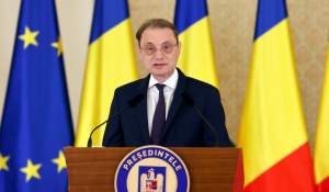 Ce salariu încasa Luca Niculescu de la Ministerul Afacerilor Externe. Averea declarată de premierul desemnat