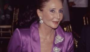 Off, ce veste a venit chiar în prima zi a anului! S-a stins marea doamnă! Adio! Ce frumos a trecut prin viață, iar acum a plecat la Cer!