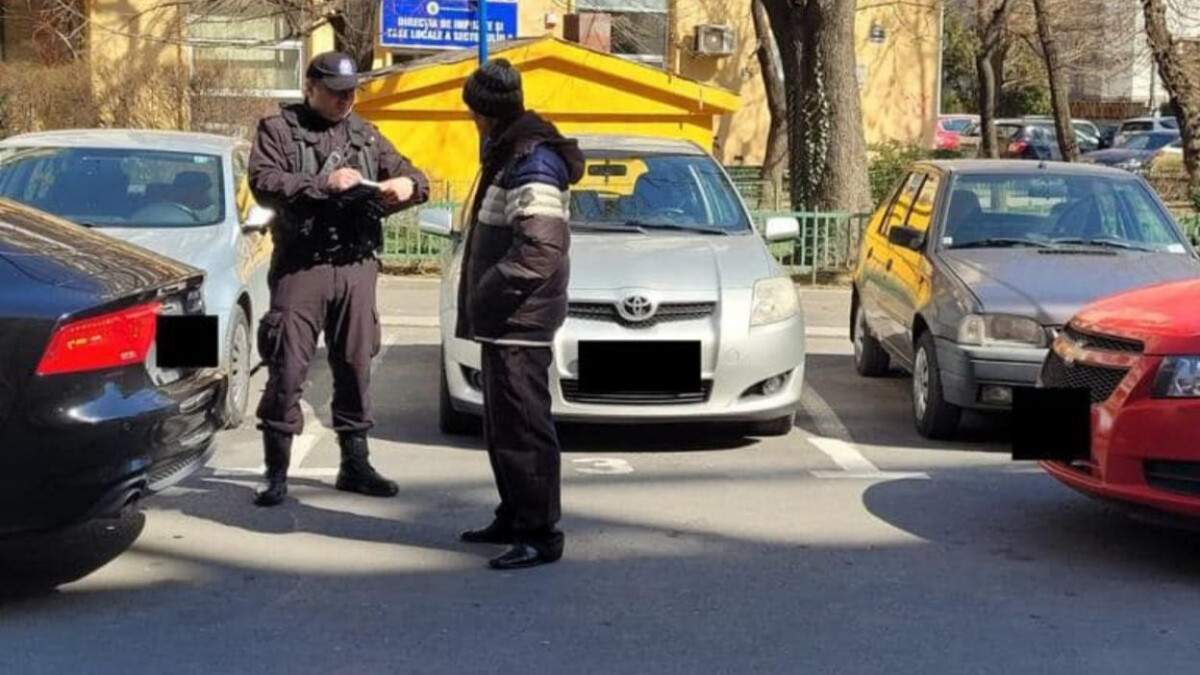 Poliția Locală București &icirc;i avertizează pe șoferi: Nu mai dați bani parcagiilor de ocazie