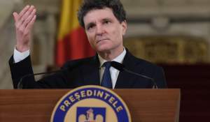 Premier-surpriză anunţat de Nicuşor Dan