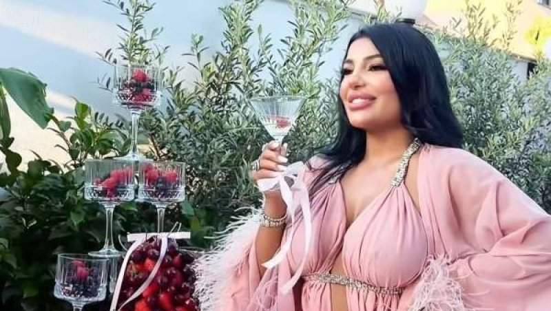 Alina Marymar susține că a fost jefuită! Iubita lui Tzancă Uraganu a apelat la poliție
