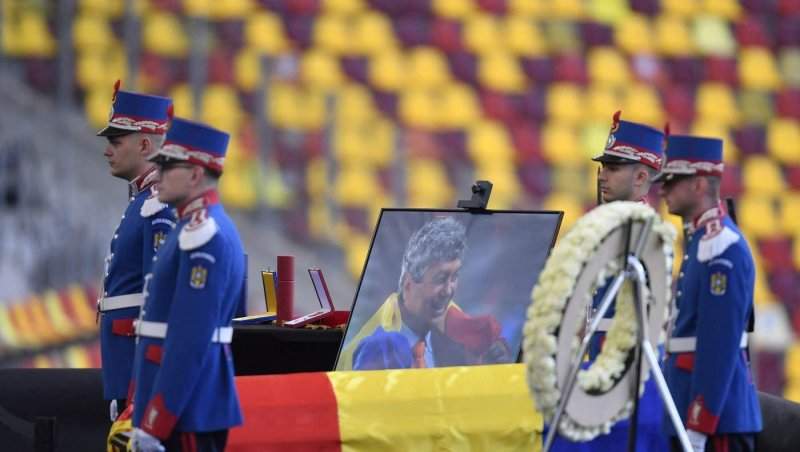 Decizie de ultimă oră! Ce a hotărât Guvernul după moartea lui Mircea Lucescu