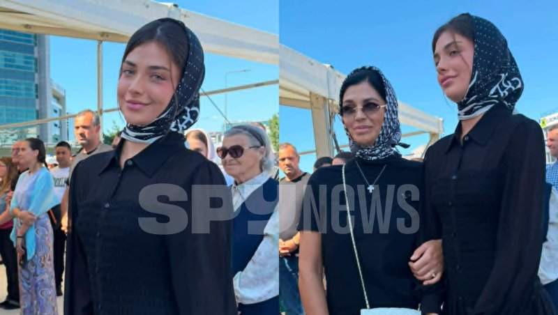 Andreea Bostanică și mama ei, la sfințirea bisericii lui Gigi Becali. Influencerița este dispusă să se împace cu Iuliana Beregoi