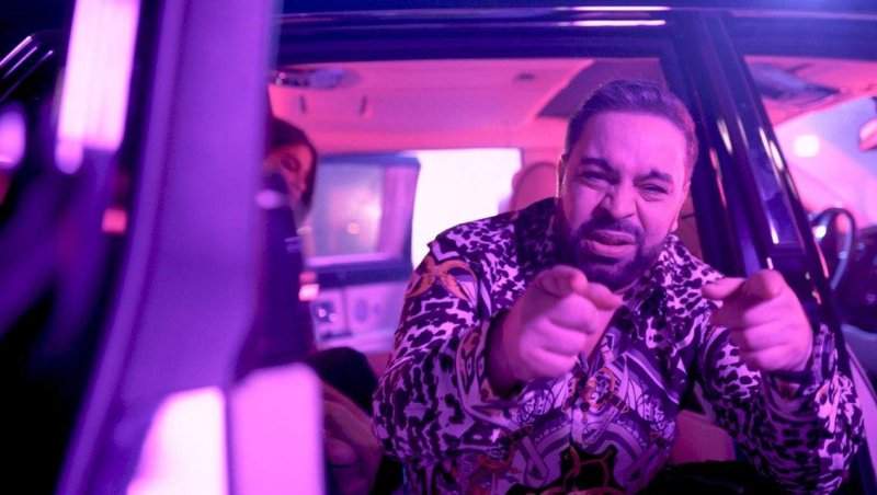 Florin Salam a răbufnit, după ce s-a zvonit că a fost lovit cu o sticlă în cap, la un eveniment. Ce s-a întâmplat, de fapt