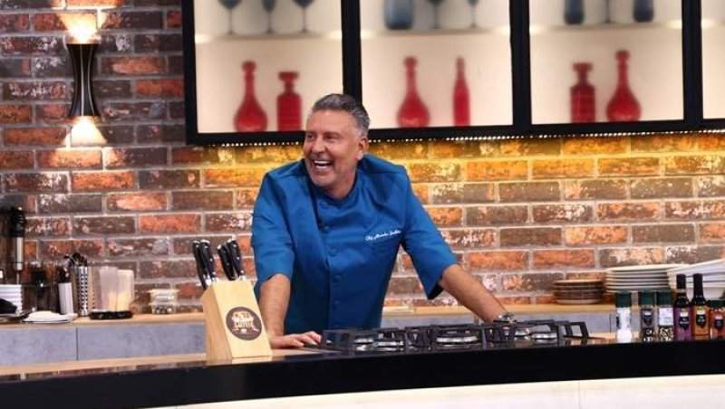 Chef Alexandru Sautner și-a sărbătorit ziua de naștere. Imagini cu cei trei copii și soția lui