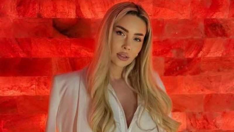 Oana Monea a transmis un mesaj care i-a pus pe gânduri pe fani: "A plătit un preț"