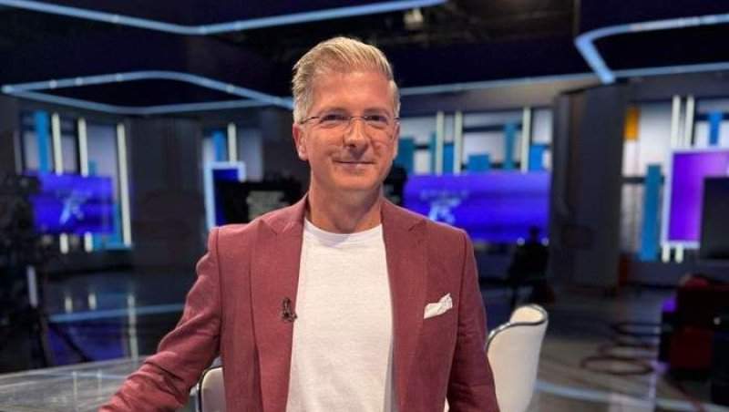 Marius Niță a împlinit 20 de ani de televiziune. Cum arăta prezentatorul Știrilor Antena Stars la începutul carierei