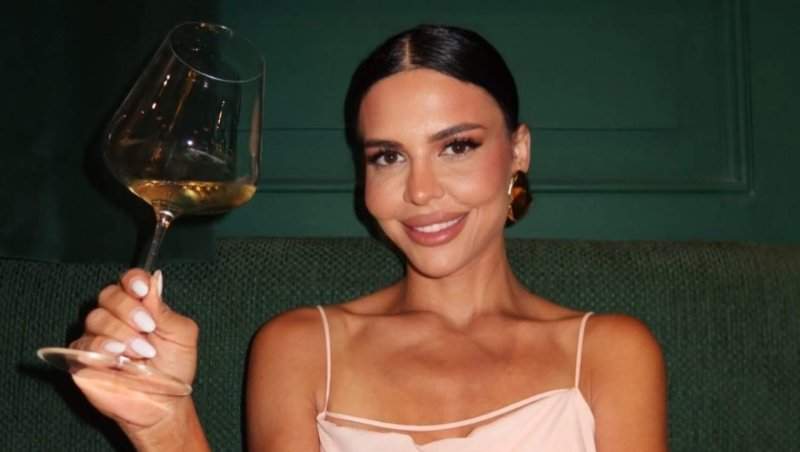 Andreea Popescu și-a etalat silueta! Cum arată fosta soție a lui Rareș Cojoc în costum de baie, de când a slăbit