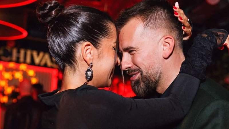 Cele mai romantice imagini cu Florin Ristei și iubita lui! Artistul i-a dedicat o melodie emoționantă