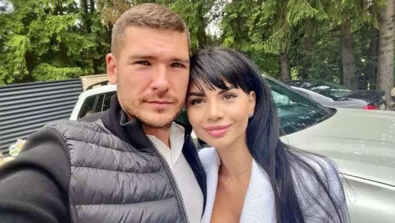 Călin Donca de la Survivor și soția lui au împlinit 18 ani de relație. Cum a surprins-o pe mama copiilor lui