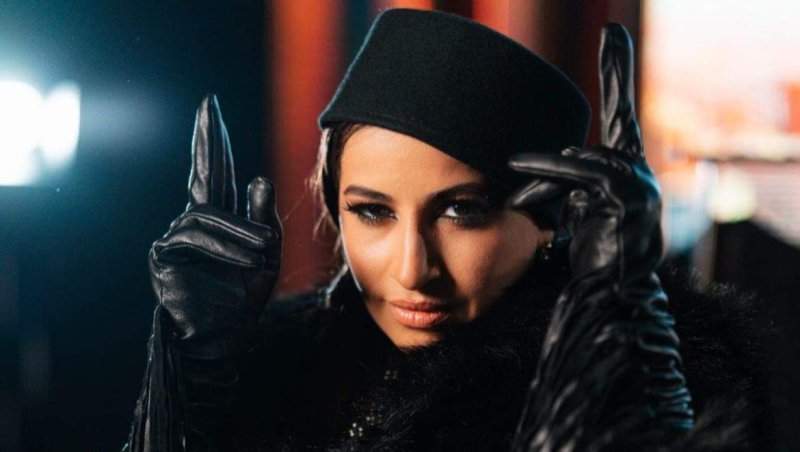 Ce înălțime are Prințesa de Aur. Artista a răspuns la întrebarea care a stat ani la rând pe buzele tuturor