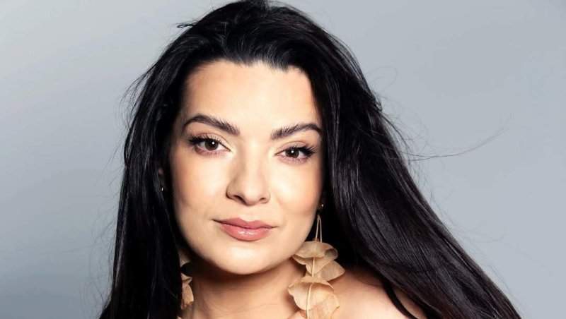 Anca Dinicu a împlinit 36 de ani! Cadoul inedit pe care l-a primit de la cântăreața Jo