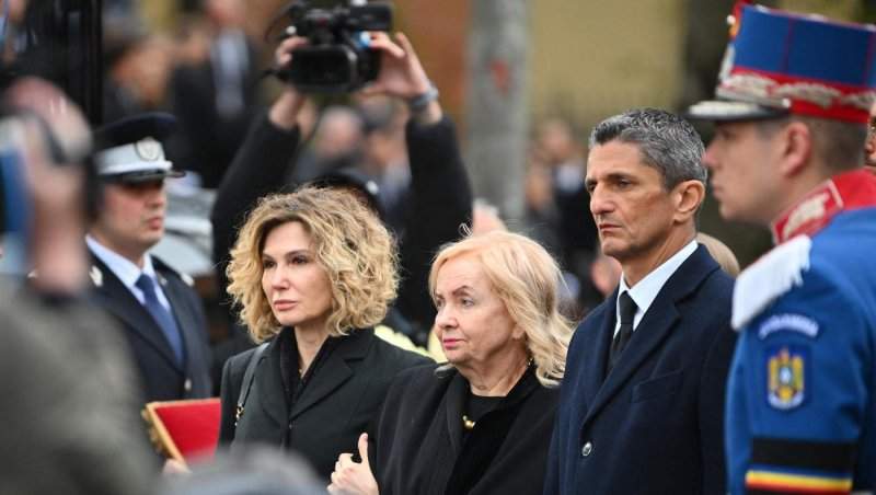 Răzvan Lucescu, discurs impresionant, la înmormântarea lui Mircea Lucescu. Declarațiile lui i-au emoționat pe toți cei prezenți