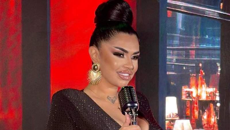 Raluca Drăgoi și-a botezat fetița. Ce ținută a purtat cântăreața