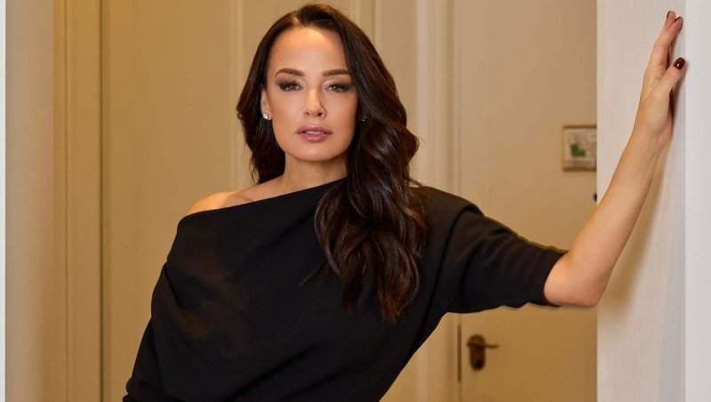 Ce a realizat Andreea Raicu atunci când s-a uitat în trecut și avea 20 de ani! Este cu totul altă persoană