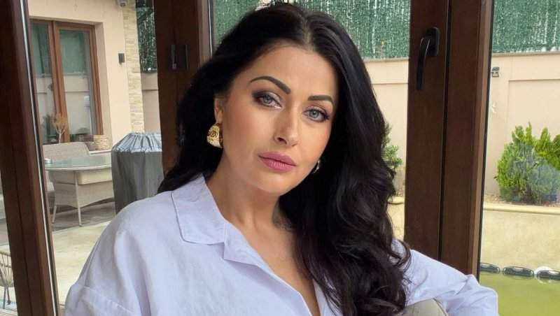 Gabriela Cristea, mai fericită ca niciodată! S-a filmat în costum de baie după ce a slăbit 30 de kg