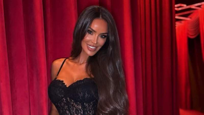 Bianca Drăgușanu, blocată în Dubai! Vedeta ar avea probleme cu legea și ar fi nevoită să achite o amendă piperată